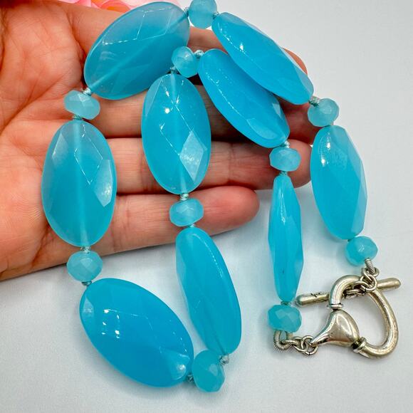 Lauren Ralph Lauren Aqua Blue Faceted Glass Chunky Necklace Signed Hand Knotted - Picture 4 of 10
